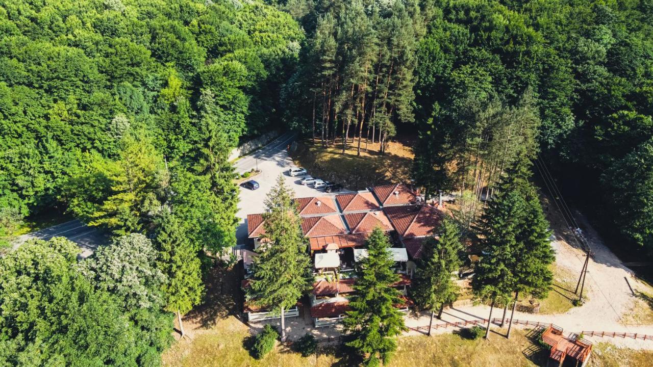 Restoran Sa Prenocistem Gornjak Krepoljin Zewnętrze zdjęcie