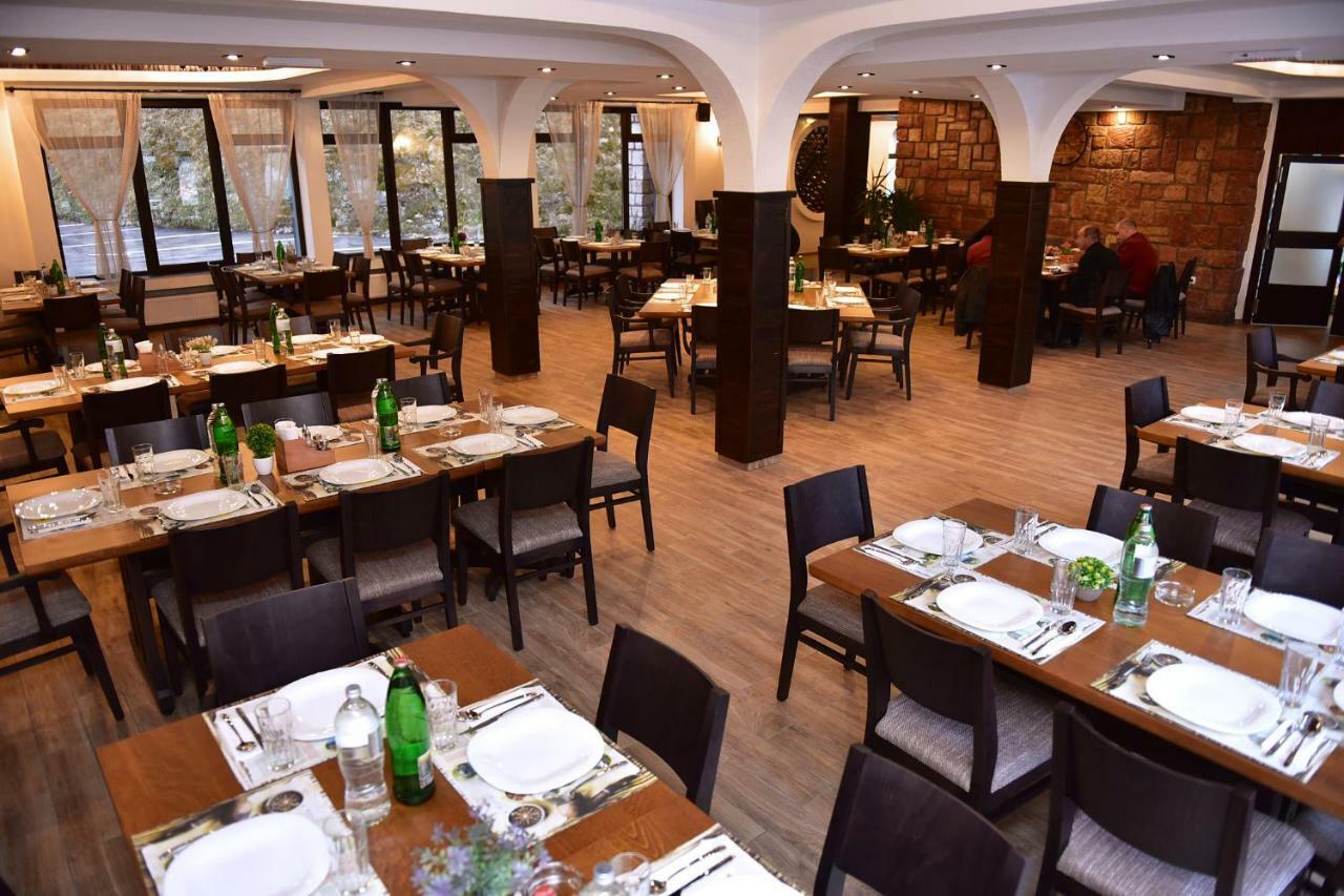 Restoran Sa Prenocistem Gornjak Krepoljin Zewnętrze zdjęcie