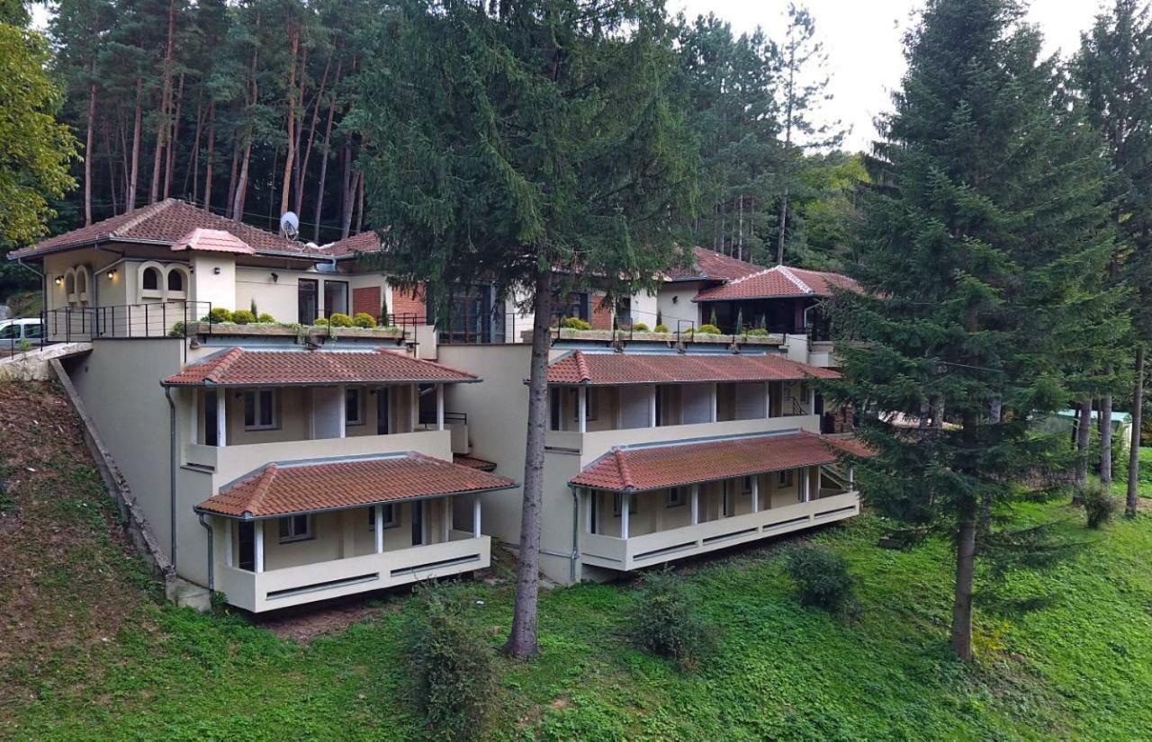 Restoran Sa Prenocistem Gornjak Krepoljin Zewnętrze zdjęcie